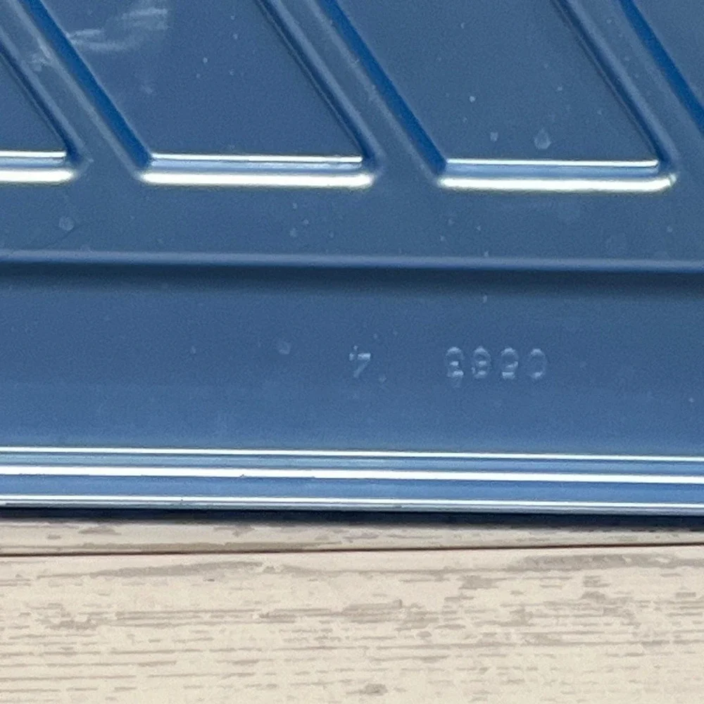 Rubbermaid Keepers Latch Box Blue Storage Container 3.7 Quart 9.5x7.5 in Clear